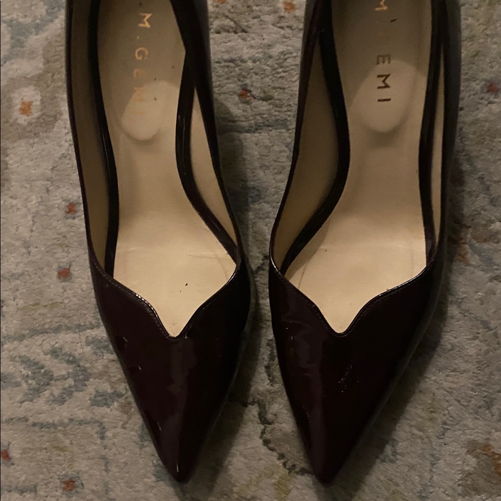 M Gemi Rivista Pumps 7.5 Womens Burgundy Patent Leather Pointed Toe Heels 37.5